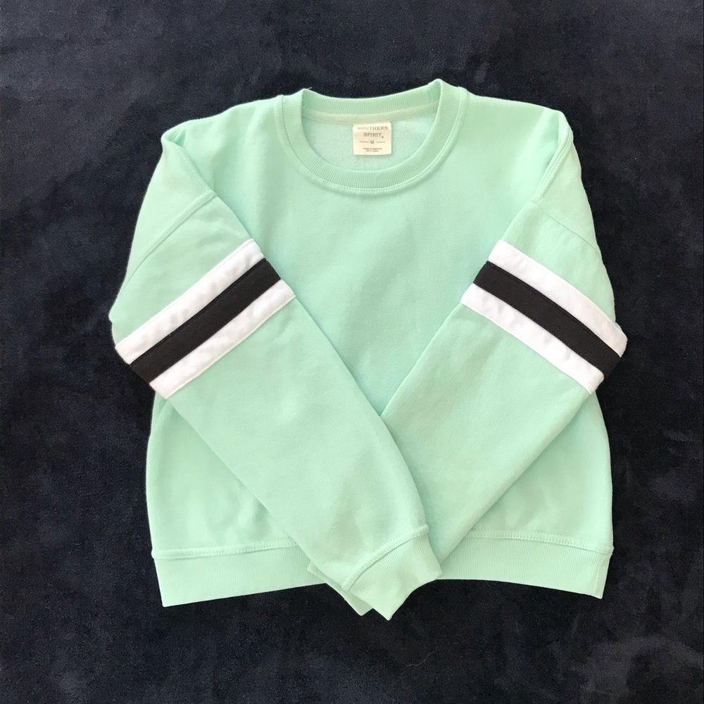 Mint Green Crewneck Sweatshirt with Varsity Stripes - M - Sporty Athleisure